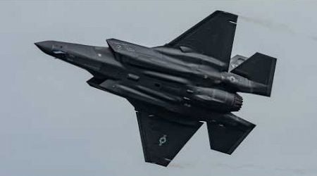 Lockheed Martin F-35 Lightning II Amazing Display - AIRPOWER24