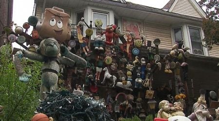 New owners holding farewell fundraiser for iconic 'Leslieville dollhouse'