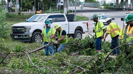 Hurricane Helene weakens to storm, death toll topping 30 in U.S.