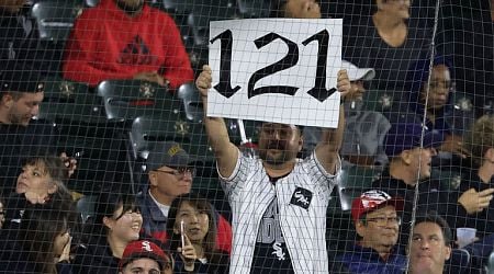 White Sox set modern-era record with 121st loss of season