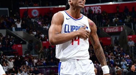 Clippers signing Mann to 3-year, $47M extension