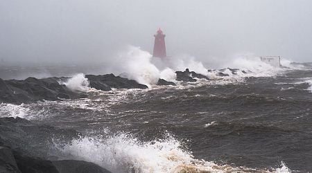 Ireland weather LIVE storm tracker as warnings suddenly upgraded by Met Eireann