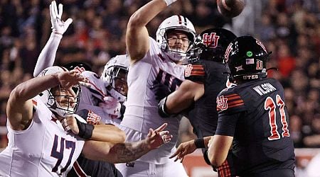 'This is unacceptable for us': No. 10 Utah outplayed, falls flat in 23-10 loss to Arizona