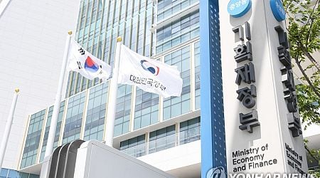 S. Korea, Britain launch new dialogue platform for economic, financial ties