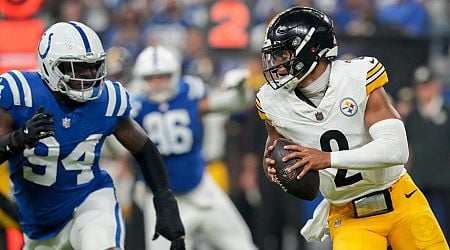 Steelers' Justin Fields cuts Colts' lead with rushing TD