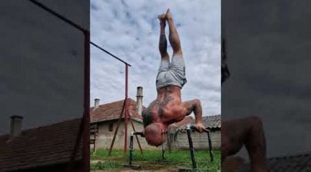 Deep! #calisthenics #streetworkout #gymnastics #rockair #rockairworkout #tattoos #balance #hungary