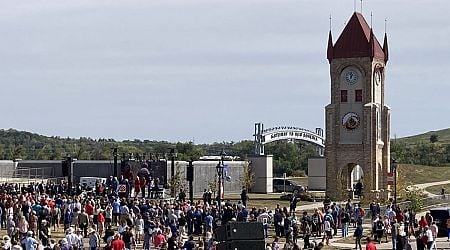 First-ever astronomical clock in US launched in Cedar Rapids