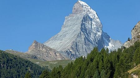 Melting glaciers force Italy and Switzerland to redraw border...