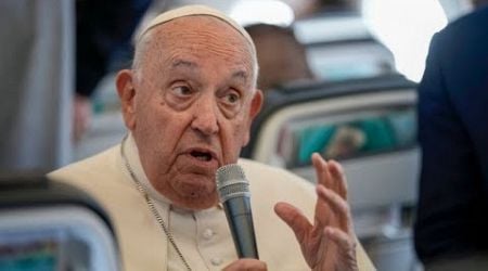 Pope&#39;s calls doctors who perform abortions &#39;hitmen,&#39; sparking online furore