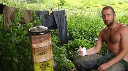 'Moneyless' Irish man who gave up cash decades ago now living in 'Galway wasteland wooded house'