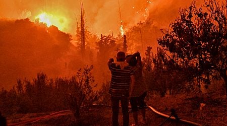 Greece weather: Warning issued to UK tourists amid wildfires