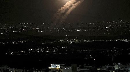 Israel and US promise sharp response to Iranian missile attack