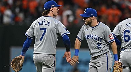 Royals shut out Orioles to take Game 1 of AL Wild Card Series