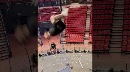 How many somersaults were there? Do you like it? #gym #acrobatics #aerial #extreme #circus #flip