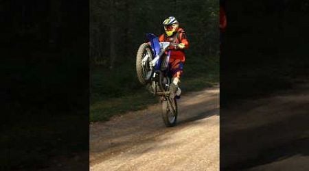 Yamaha YZ 125 2-Stroke - Full Throttle Acceleration &amp; Power Wheelies #shorts