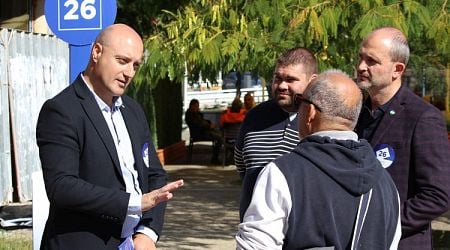 CC-DB Candidate Meets with Supporters in Svoge