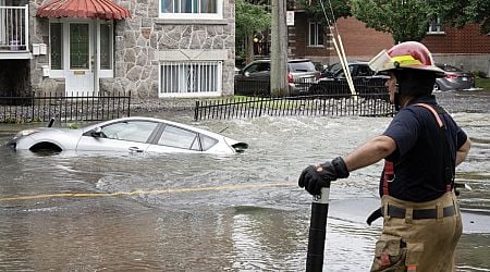 City of Montreal, insurers question future of basement apartments after floods