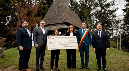 U.S. Embassy donates $95,000 to restore 16th century church in Sighet