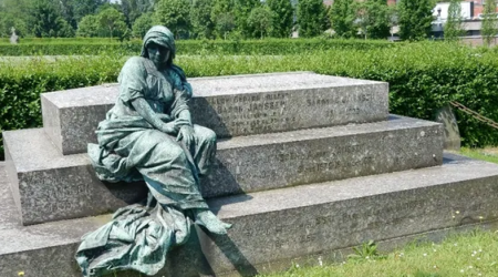 200 bronze statues stolen from Saint-Gilles cemetery