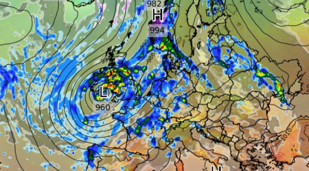 Ireland weather: Timeline of Hurricane Kirk as forecaster speaks out on reports of snow