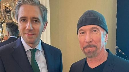 Where the taois has no name: Simon Harris shares picture with U2 guitarist The Edge