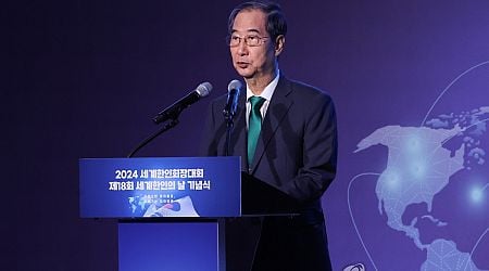 PM vows to help overseas Koreans expand businesses in S. Korea