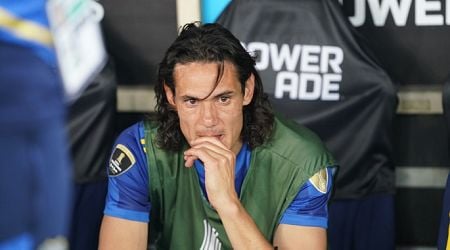 Cavani extends Boca Juniors contract