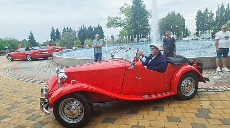 Stara Zagora Hosts Classic Car Show with Over 400 Pariticpating Vehicles on Occasion of Town Holiday