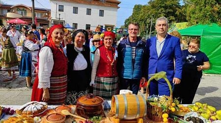 Bulgarian Rise's Top Candidate in Silistra Visits Culinary Festival in Srebarna Village