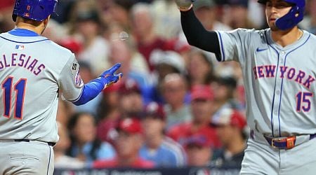 Mets stun Phillies after Wheeler's gem to win Game 1