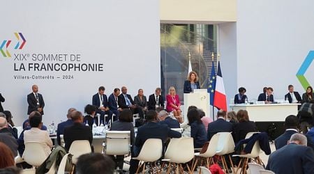 Bulgarian Model of French Language Training Highlighted as Very Good Example during 19th Francophonie Summit in Paris