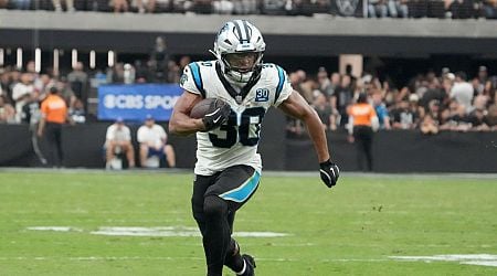 Panthers' Chuba Hubbard races 38 yards for TD vs. Bears