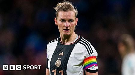 Germany's Popp to retire from international football