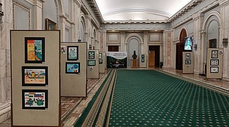 Children Depict Plastic Recycling in Eco Art Exhibit at Parliament Palace