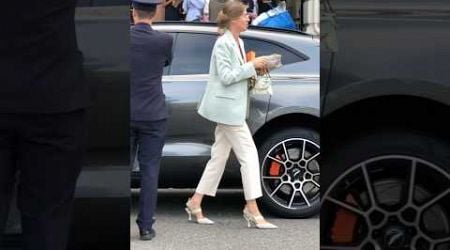 Rich elegant lady getting out her DBX at Hotel Paris #billionaire #monaco #luxury#trending#lifestyle