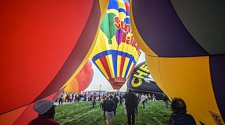 Mishap at Albuquerque's Balloon Festival Leaves 13K Powerless