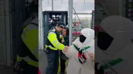 UK police violently arrest activists at pro-Palestinian protest in UK