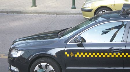 Spot checks at Brussels-Midi find half of taxis not compliant