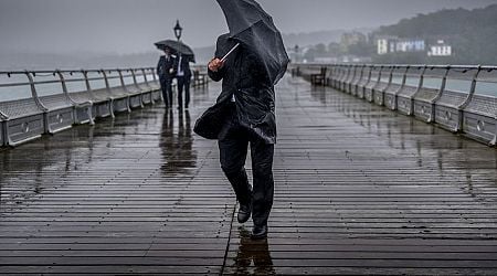 Urgent travel alert as Spain issued weather warning for 'hurricane-force winds'