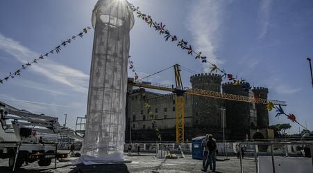 Giant 'phallic' installation causes stir in Naples