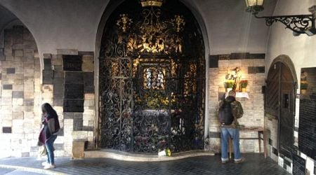 Kamenita Vrata (Our Lady of the Stone Gate) in Zagreb, Croatia