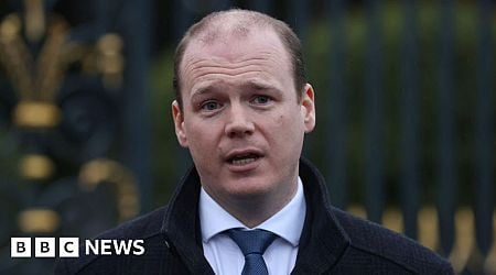 Second DUP minister holds meeting with loyalist group