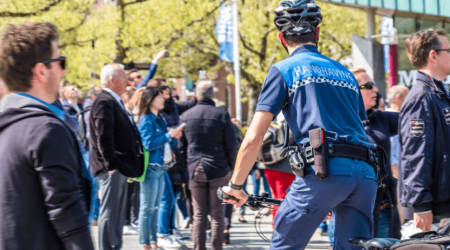 Amsterdam considering volunteers to solve years-long police shortage