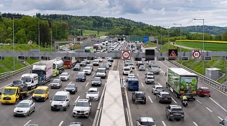 Poll shows a majority favours Swiss motorway extension