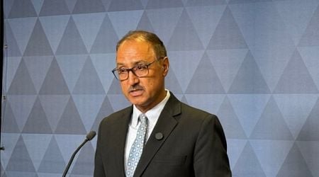 Edmonton Mayor Amarjeet Sohi suing 3 Alberta residents for defamation