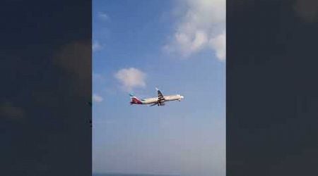 EUROWINGS AIRBUS A321-251N. DESCOLAGEM No Aeroporto da Madeira.