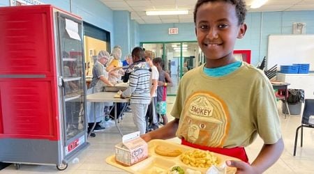 School food programs hope $1B from Ottawa will fill need as they wait for governments to sign on