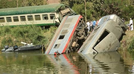 1 dead, 21 injured in southern Egypt train collision