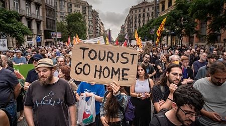 Protesters in Spain told tourists to 'go home.' Instead more arrived.