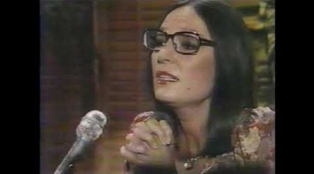 Nana Mouskouri - Autumn Leaves - 22 Oct 1979 - Merv Griffin Show